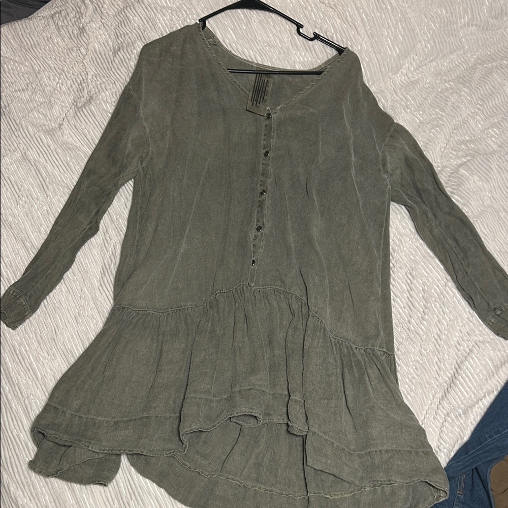 Women's Olive Green Button-Up Top